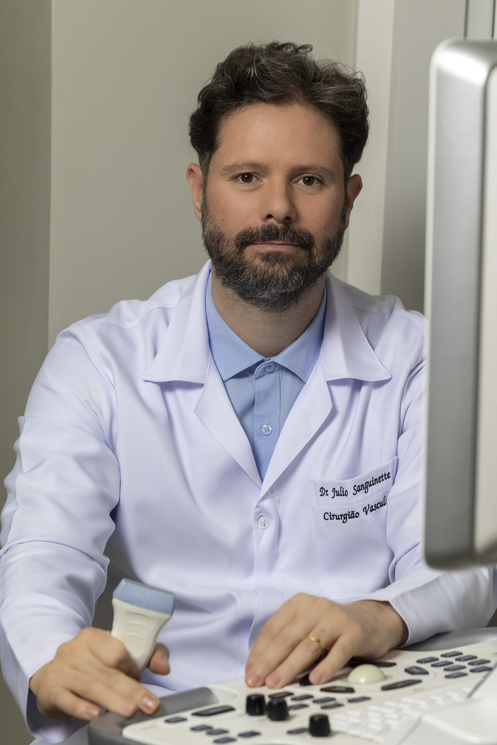 Dr. Julio Sanguinette Jr.